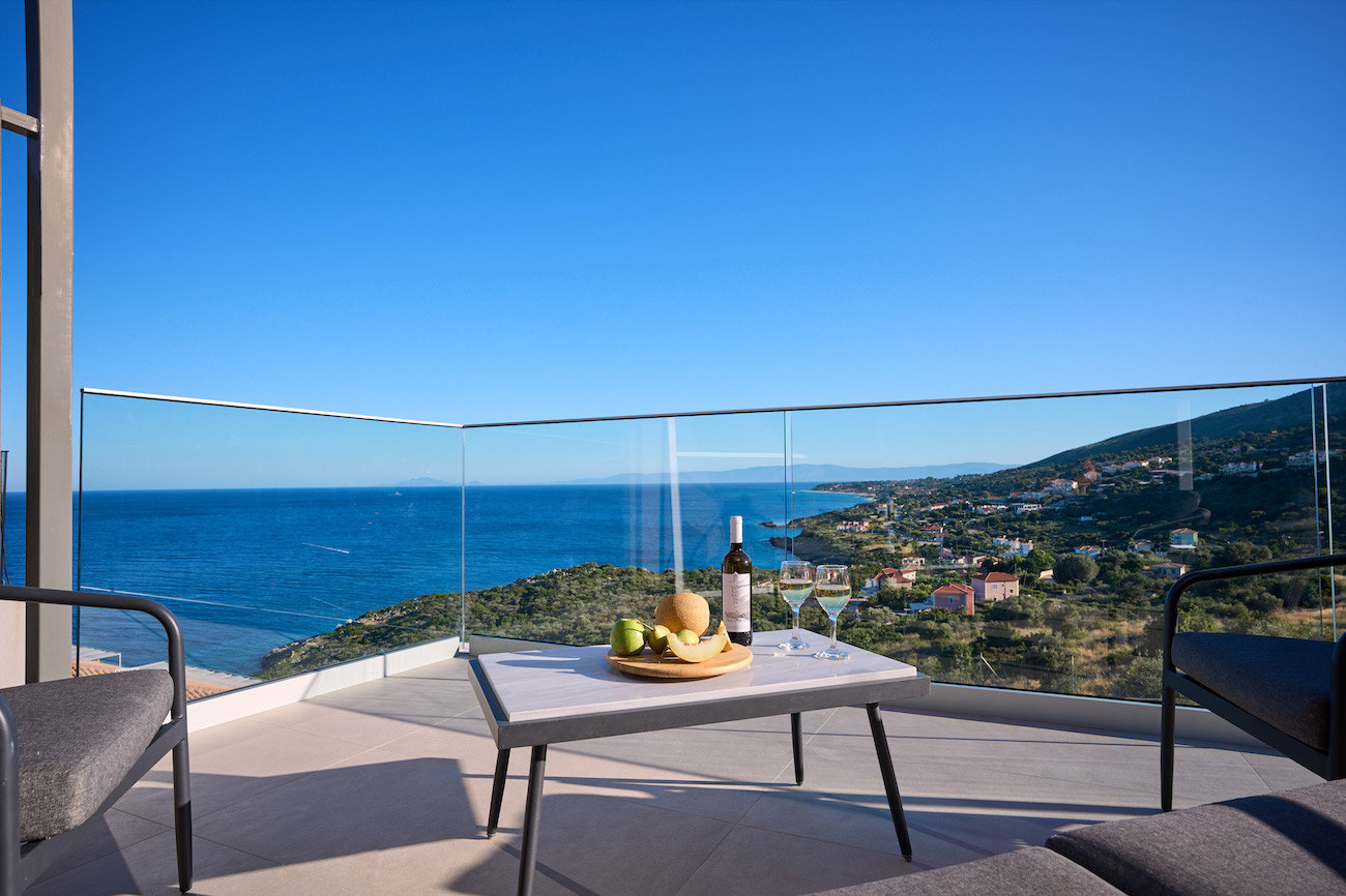 Kefalonia Hotels. Hotels Skala Kefalonia. Hotel Skala Kefalonia. Studios Kefalonia. Apartments Kefalonia. Sea view Hotel Kefalonia. Luxury Hotel Kefalonia. Studios & Apartments in Skala Kefalonia Greece.